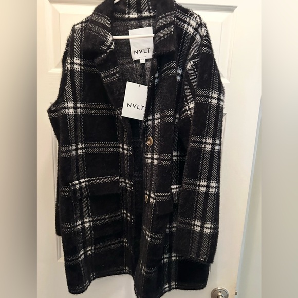 NWT, NVLT Thread Collective Black and White Eyelash Coatigen, Size XL - Picture 6 of 16